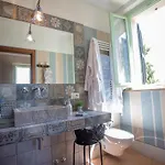 Bed & Breakfast Antico Casale 4*