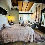 Antico Casale Bed & Breakfast