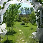 Bed & Breakfast Antico Casale 4*