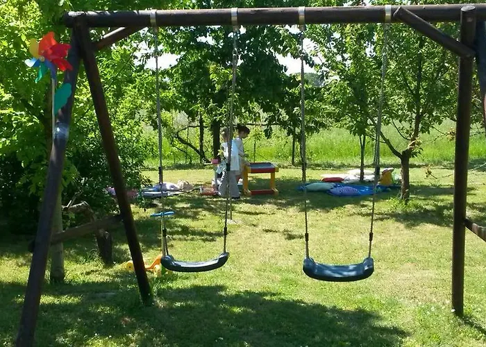 Bed & Breakfast Antico Casale 4*