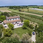 Bed & Breakfast Antico Casale