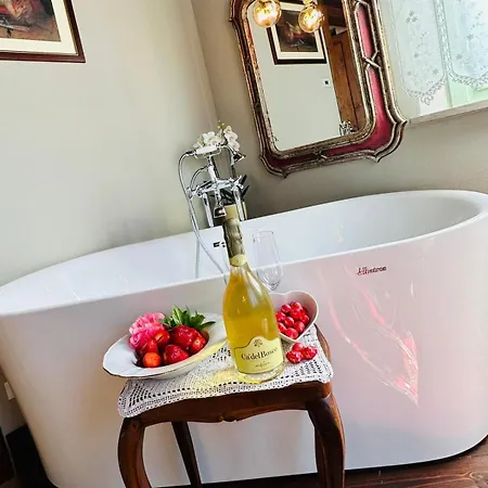 Antico Casale Bed & Breakfast