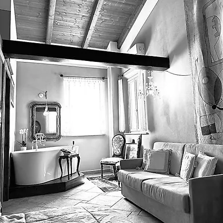 Antico Casale Bed & Breakfast 4*