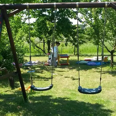 Bed & Breakfast Antico Casale 4*