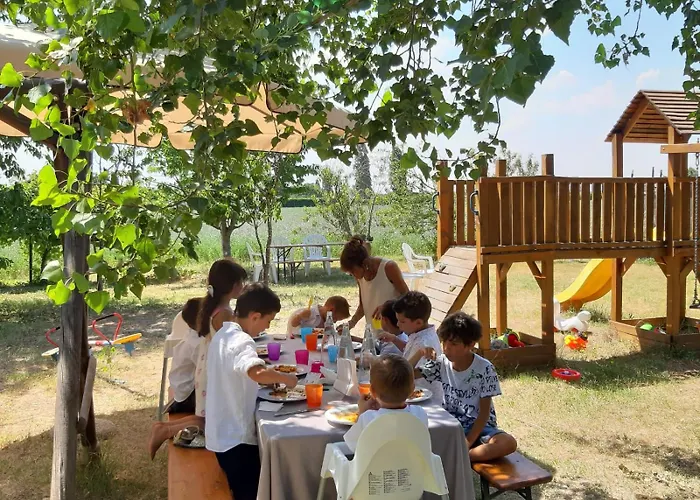 Bed & Breakfast Antico Casale 4*